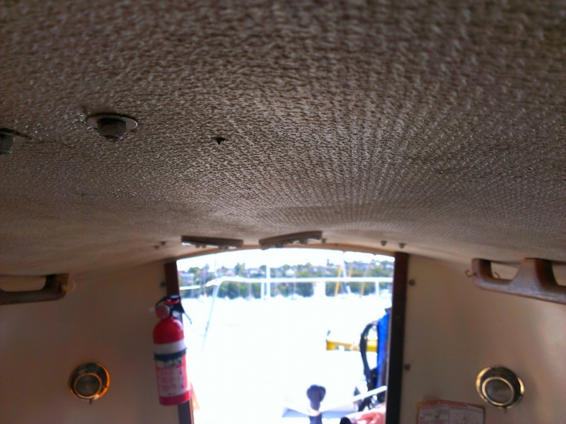 Spongy cabin topand sunken near companionway